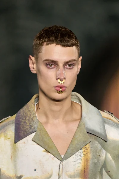 Look 187